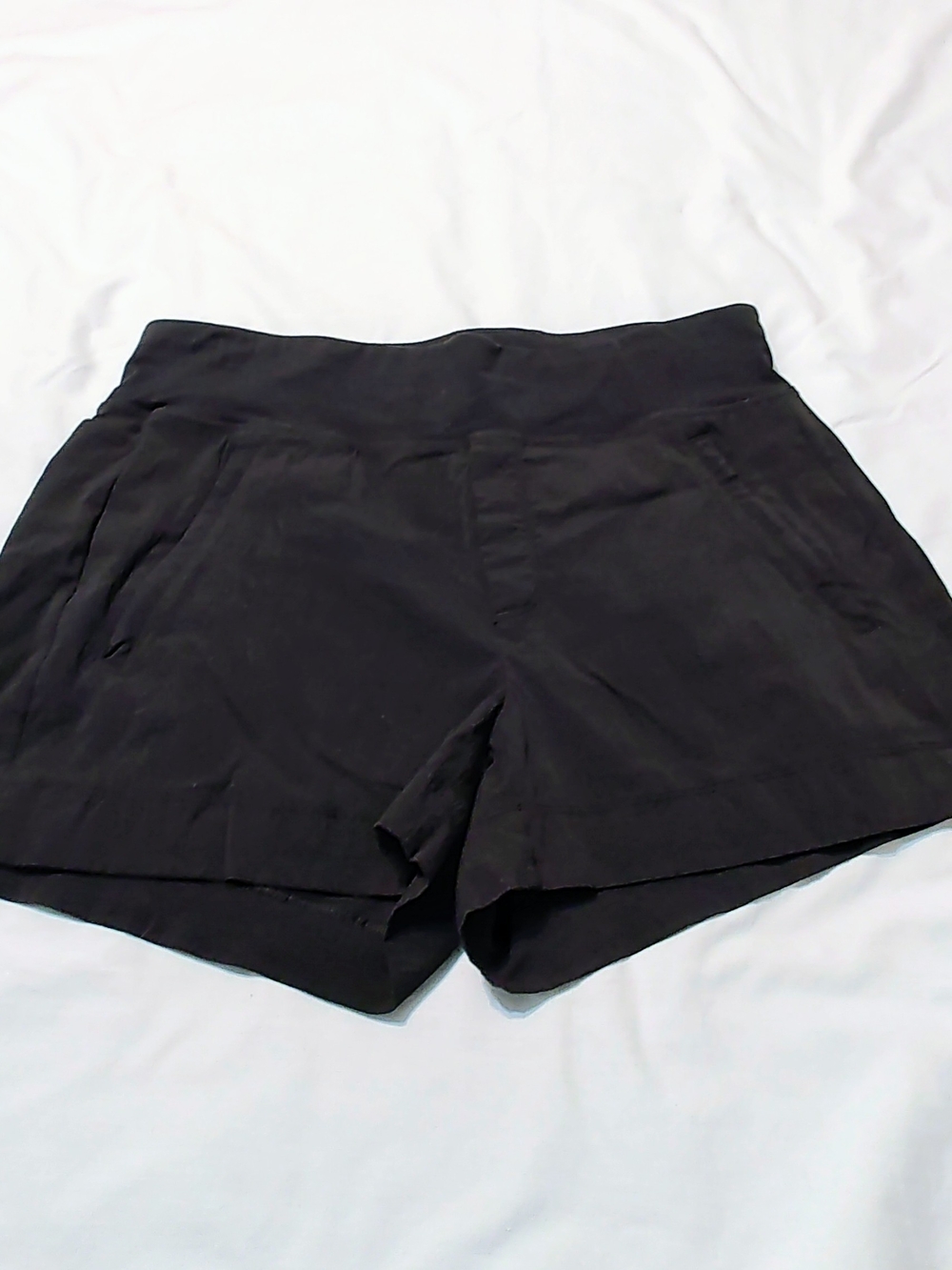 Athleta Trekker North Athletic Shorts